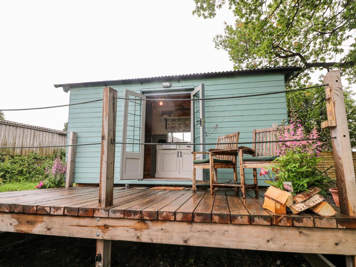 Villa The Lazy Mare By The Water Rugeley Exterior foto