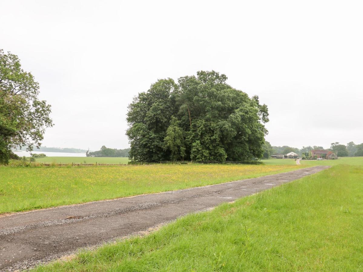 Villa The Lazy Mare By The Water Rugeley Exterior foto